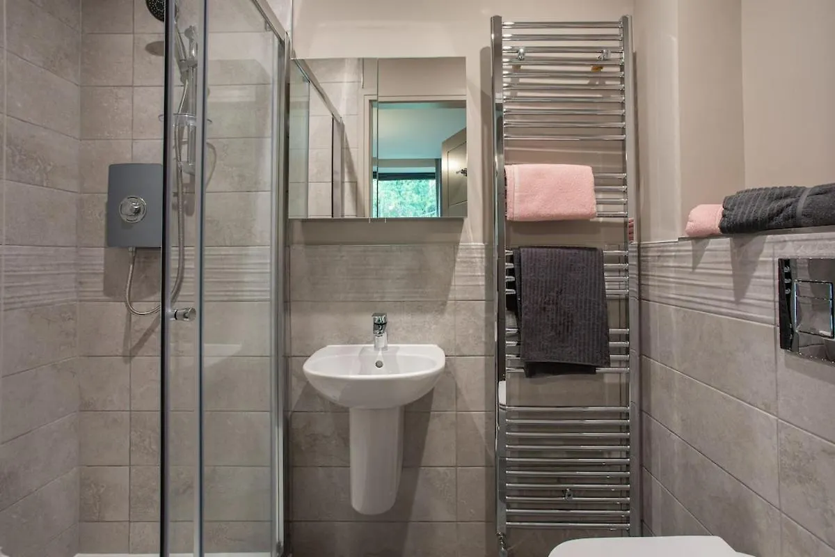 Stunning 2Br Next To The City Airport Bhd - Free Parking I Long Stay Belfast