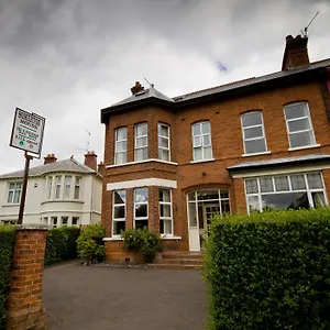 5* Pensión Somerton House Only